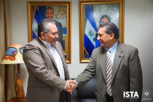 El Presidente Óscar Guardado y su equipo técnico, sostuvieron una reunión con el Ing. Salvador Goméz Gochez, presidente de Proesa El Salvador